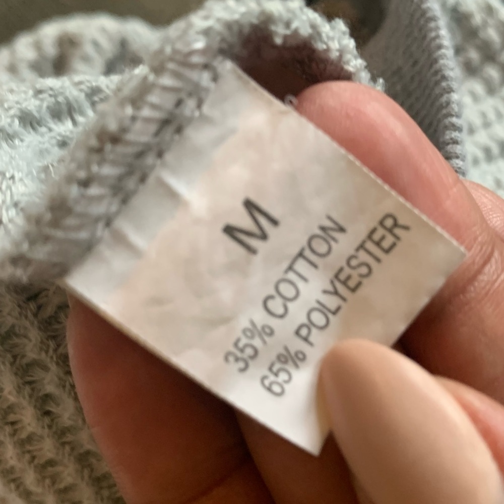 Sweater - Picture 3 of 3